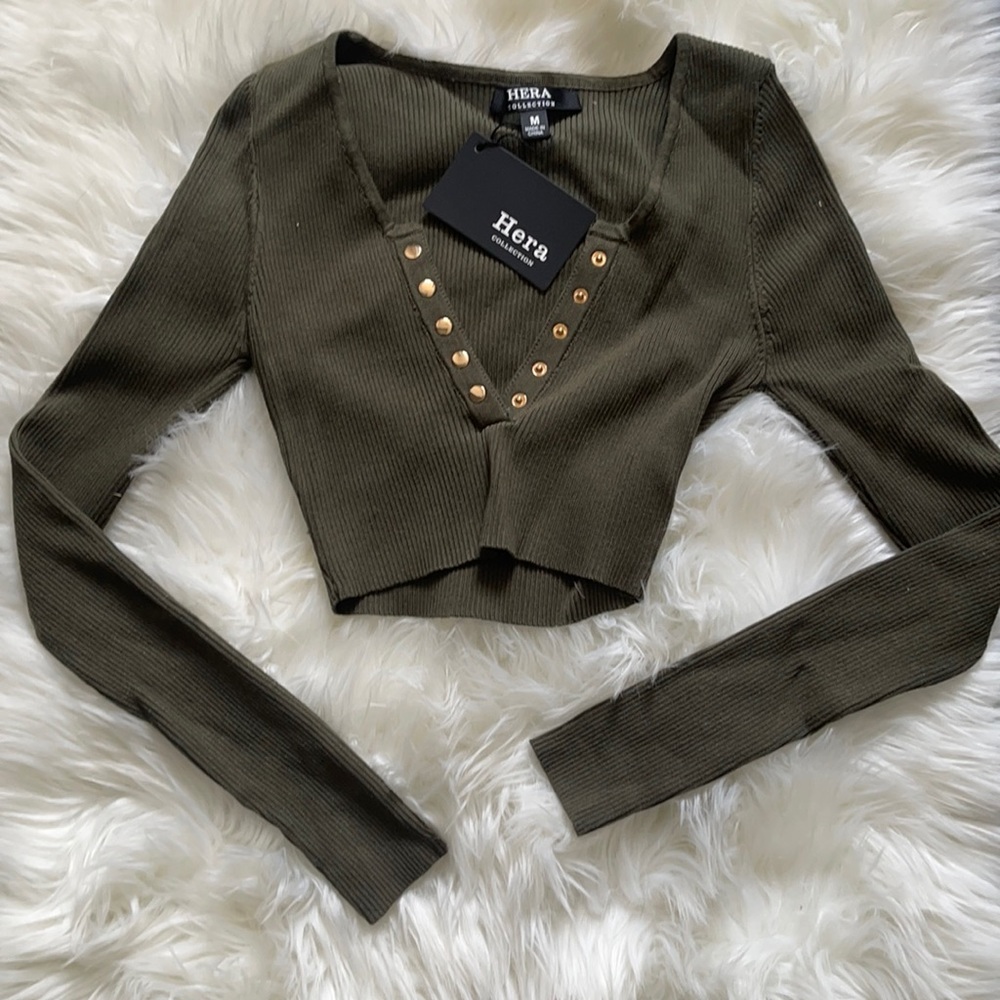 Size medium Hera Collection long sleeve crop top